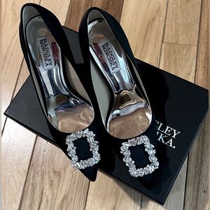 Badgley Mischka Collection Cher Crystal Embellished Pump